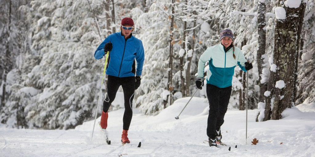 Gleiten durch die Winterlandschaft: Die Magie des Skilanglaufs