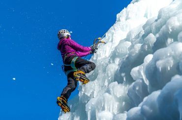 Nervenkitzel in eisigen Höhen: Eisklettern als Hobby