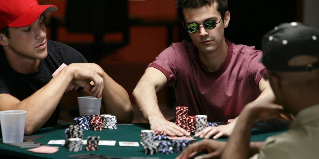 Pokern als Hobby: Mit Strategie, Köpfchen und dem großen Bluff zum Hauptgewinn