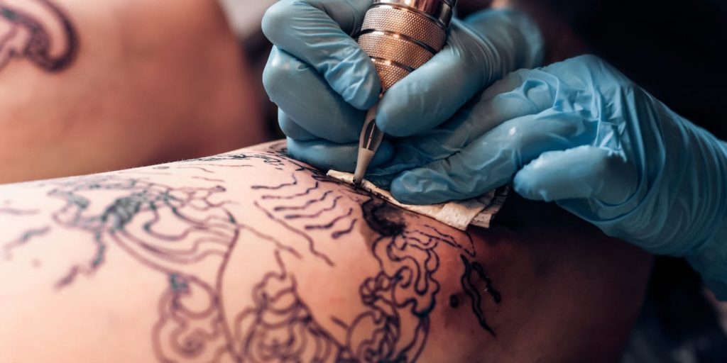 Tattoos, ein kunstvolles Hobby, das unter die Haut geht