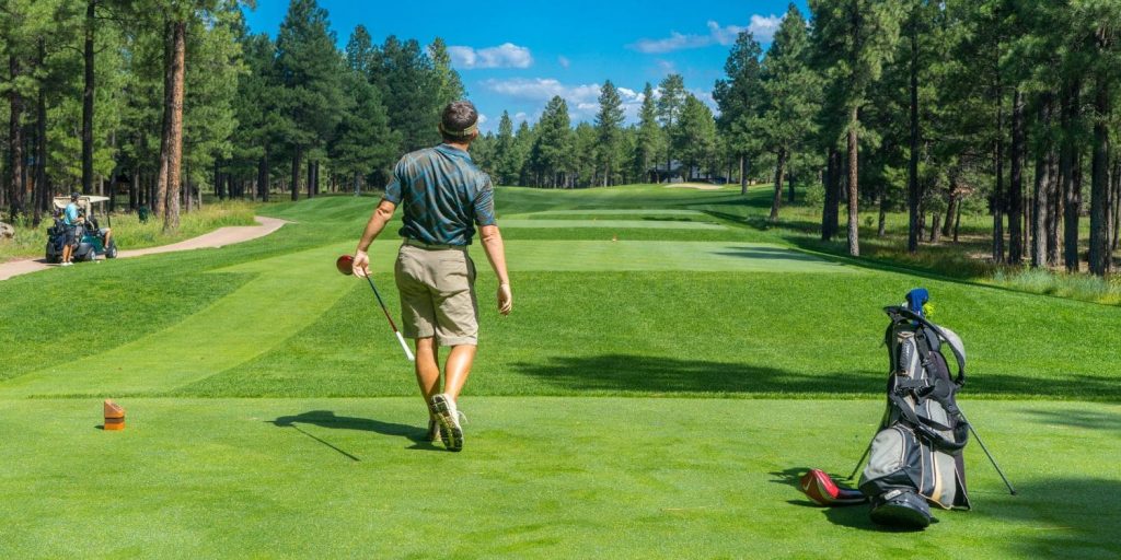 Der perfekte Abschlag: Erlebe die Faszination des Golf Spielens